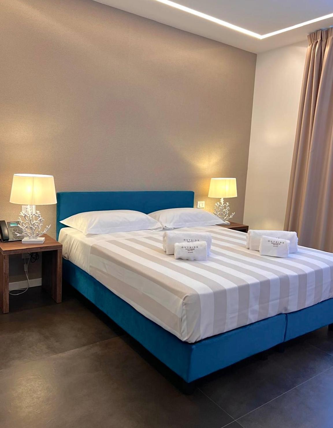 Outside Boutique Hotel Фоджиа Экстерьер фото