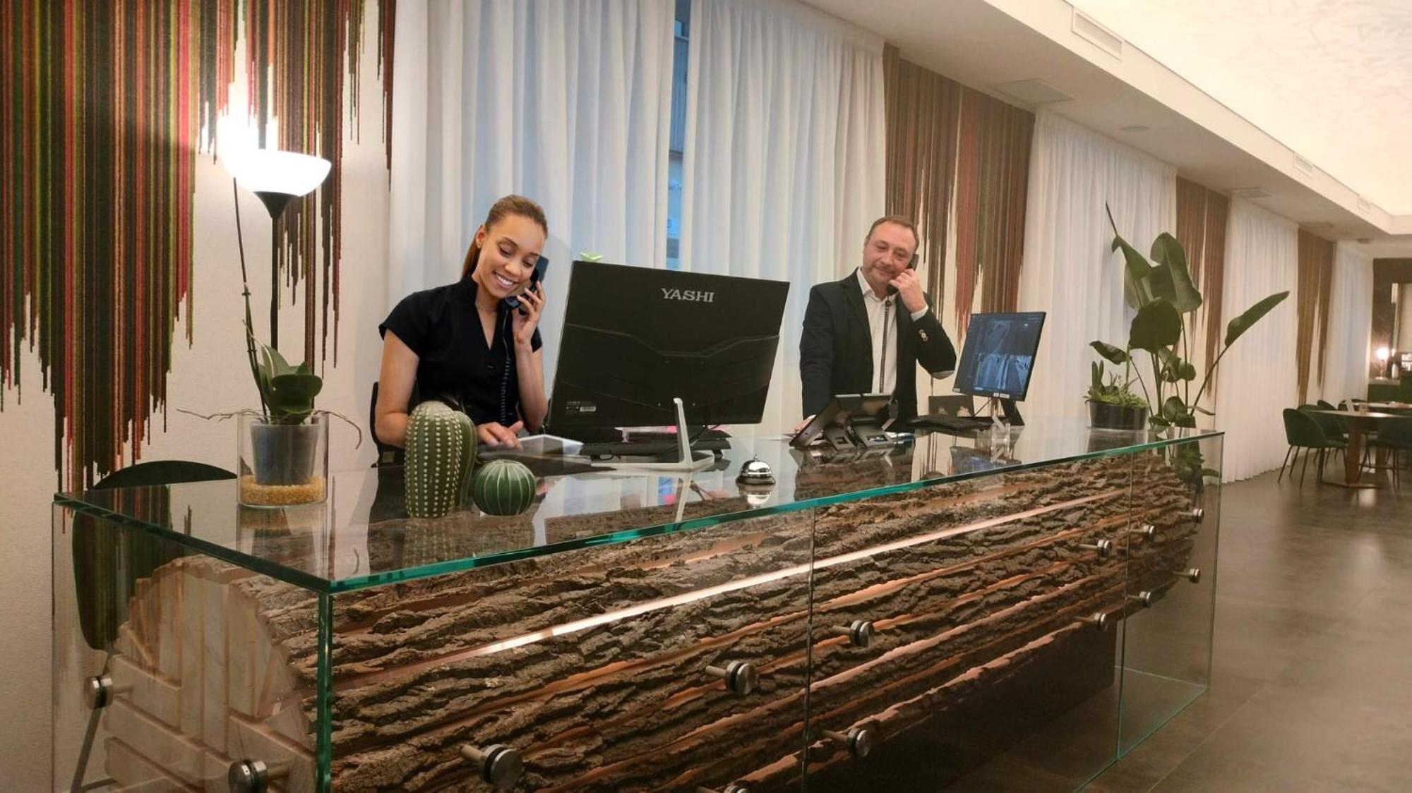 Outside Boutique Hotel Фоджиа Экстерьер фото