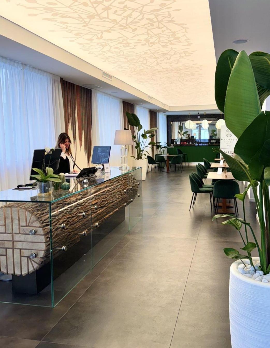 Outside Boutique Hotel Фоджиа Экстерьер фото